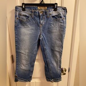 Hint Jeans 15 Juniors Capri Stretch Blue Denim Capris Roll Cuff